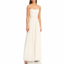 Budget โ๏ธ B. Darlin Sleeveless Lace-Up Back Pocketed Ball Gown White ๐
