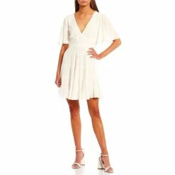 New 🌟 B. Darlin Short Flutter Sleeve V-Neck Tiered 👗 Dress Plum ⌛