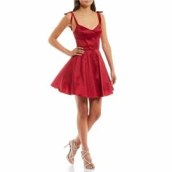 Best reviews of 🎁 B. Darlin V-Neck Bustier Bodice Tie Straps Fit-And-Flare 👗 Dress Ruby Red ✨